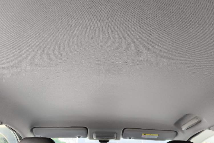 Used Wuling Alvez 2022 1.5L CVT Comfort Edition Headliner