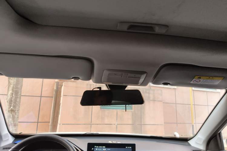Used Wuling Alvez 2022 1.5T CVT Trendy & Cool Edition Headliner