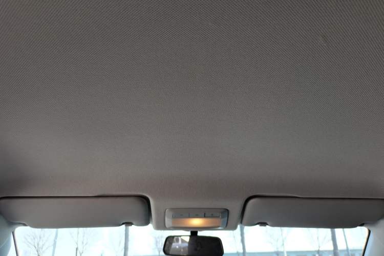 Used Wuling Alvez 2022 1.5L Manual Free-Style Model Headliner