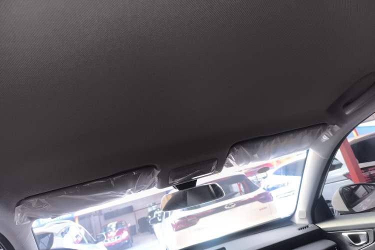 Used Wuling Alvez 2022 1.5L CVT Comfort Edition Headliner
