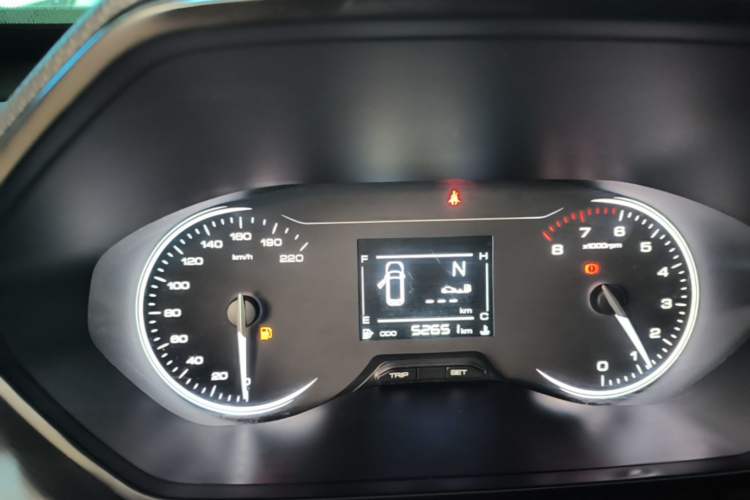Used Wuling Alvez 2022 1.5L Manual Free-Style Model Instrument Cluster
