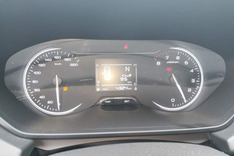 Used Wuling Alvez 2022 1.5L Manual Free-Style Model Instrument Cluster