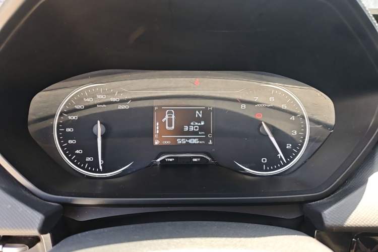 Used Wuling Alvez 2022 1.5L Manual Free-Style Model Instrument Cluster