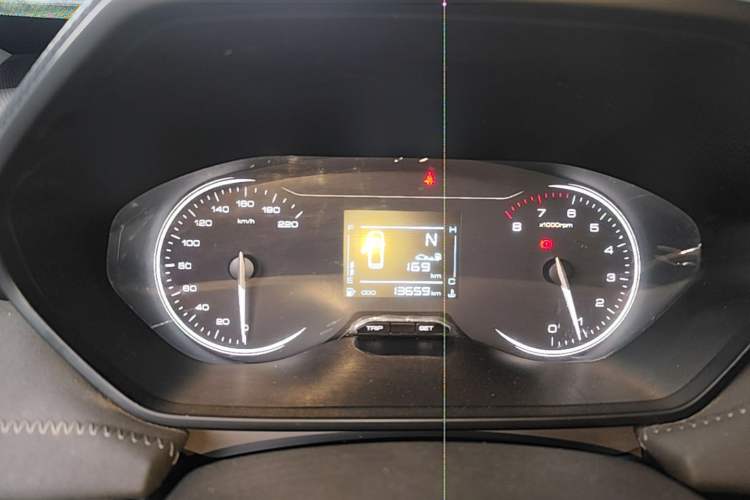 Used Wuling Alvez 2022 1.5L Manual Comfort Version Instrument Cluster