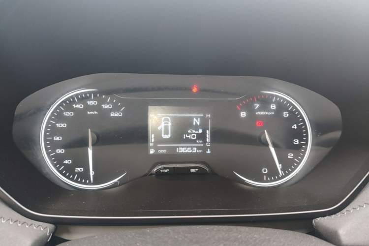 Used Wuling Alvez 2022 1.5L Manual Comfort Version Instrument Cluster