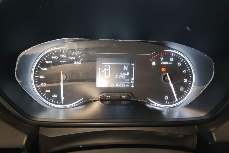 Used Wuling Alvez 2022 1.5L Manual Free-Style Model Instrument Cluster
