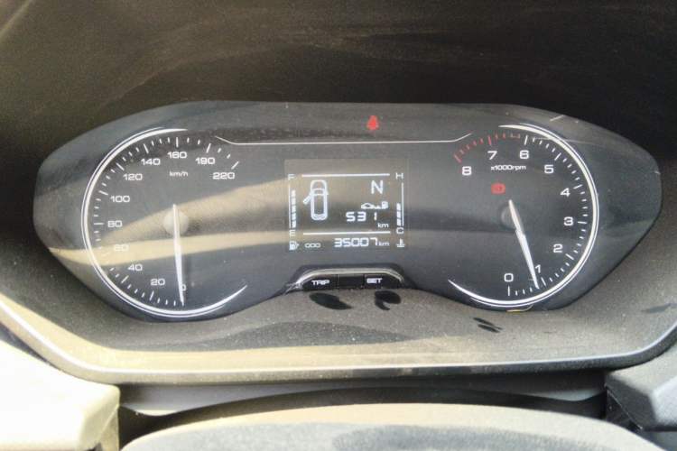 Used Wuling Alvez 2022 1.5L Manual Free-Style Model Instrument Cluster