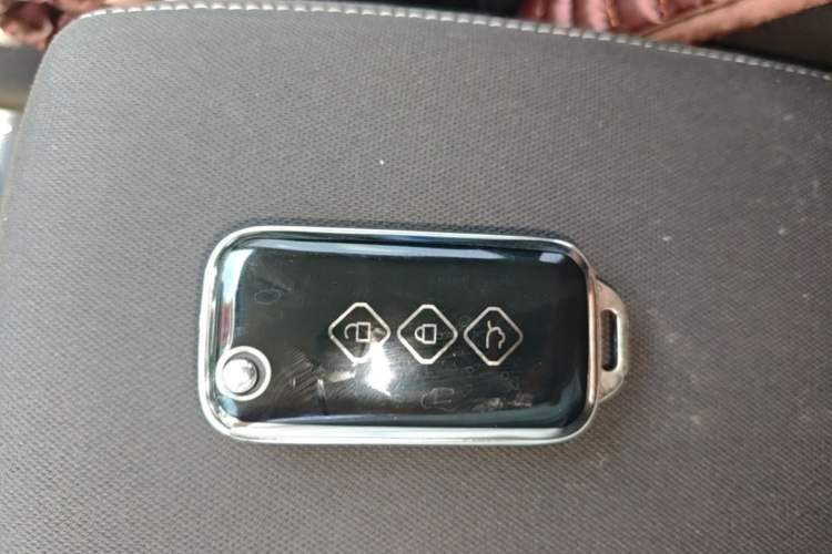 Used Wuling Alvez 2022 1.5L Manual Free-Style Model Interior 1