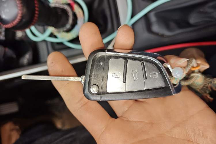 Used Wuling Alvez 2022 1.5L Manual Free-Style Model Interior 1