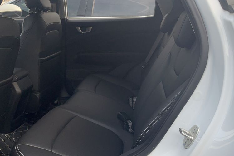 Used Wuling Alvez 2022 1.5L CVT Comfort Edition Interior 1