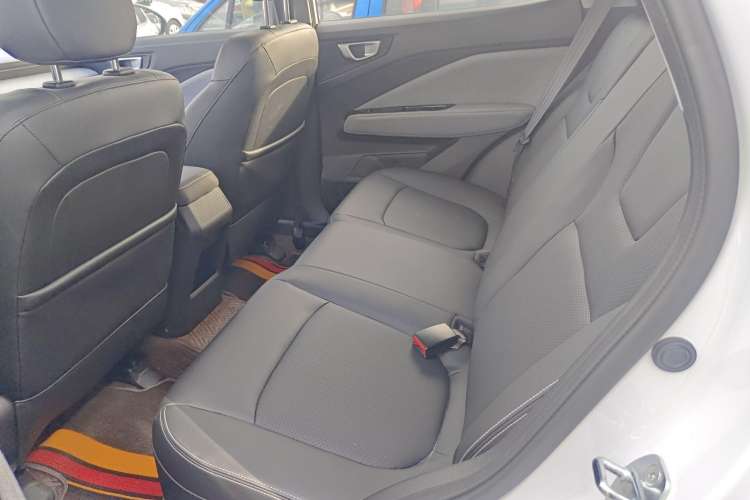 Used Wuling Alvez 2022 1.5L CVT Comfort Edition Interior 1