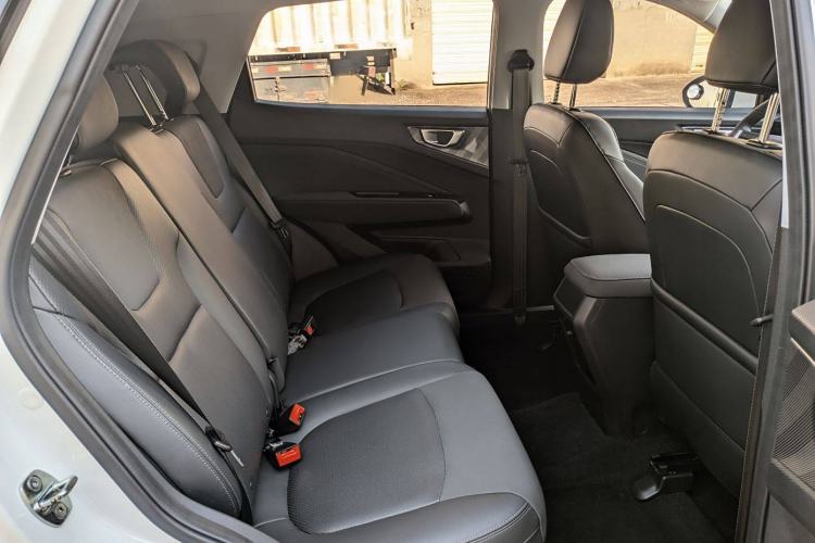 Used Wuling Alvez 2022 1.5L CVT Comfort Edition Interior 4