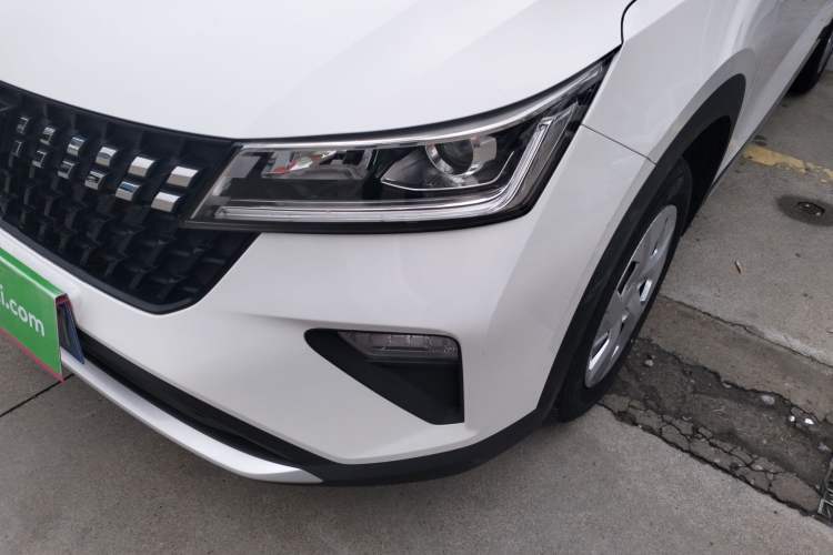 Used Wuling Alvez 2022 1.5L Manual Free-Style Model Left Front Headlight