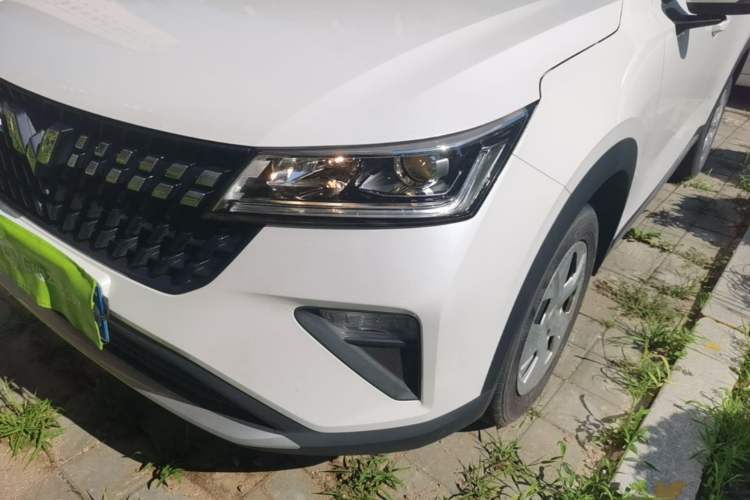 Used Wuling Alvez 2022 1.5L Manual Free-Style Model Left Front Headlight