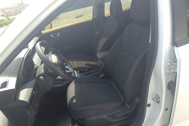 Used Wuling Alvez 2022 1.5L Manual Free-Style Model Left Front Seat