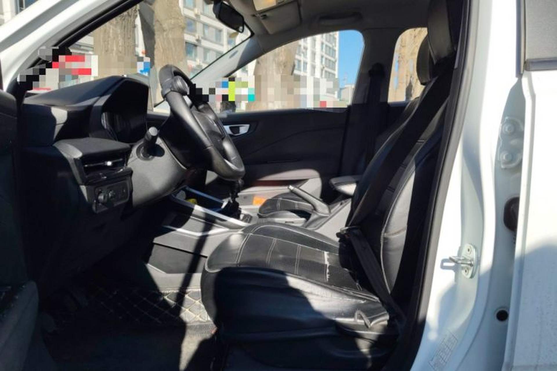 Used Wuling Alvez 2022 1.5L Manual Free-Style Model Left Front Seat