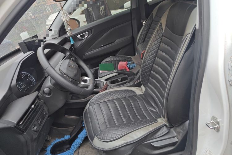 Used Wuling Alvez 2022 1.5L Manual Free-Style Model Left Front Seat