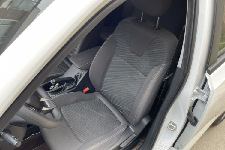 Used Wuling Alvez 2022 1.5L Manual Free-Style Model Left Front Seat