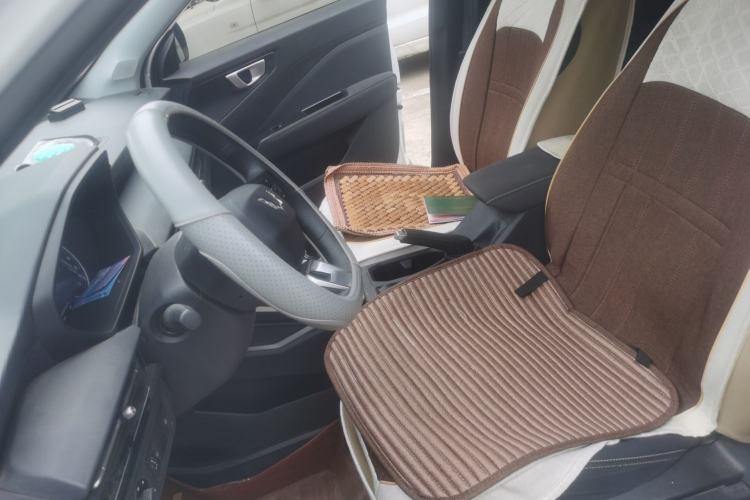 Used Wuling Alvez 2022 1.5L Manual Free-Style Model Left Front Seat