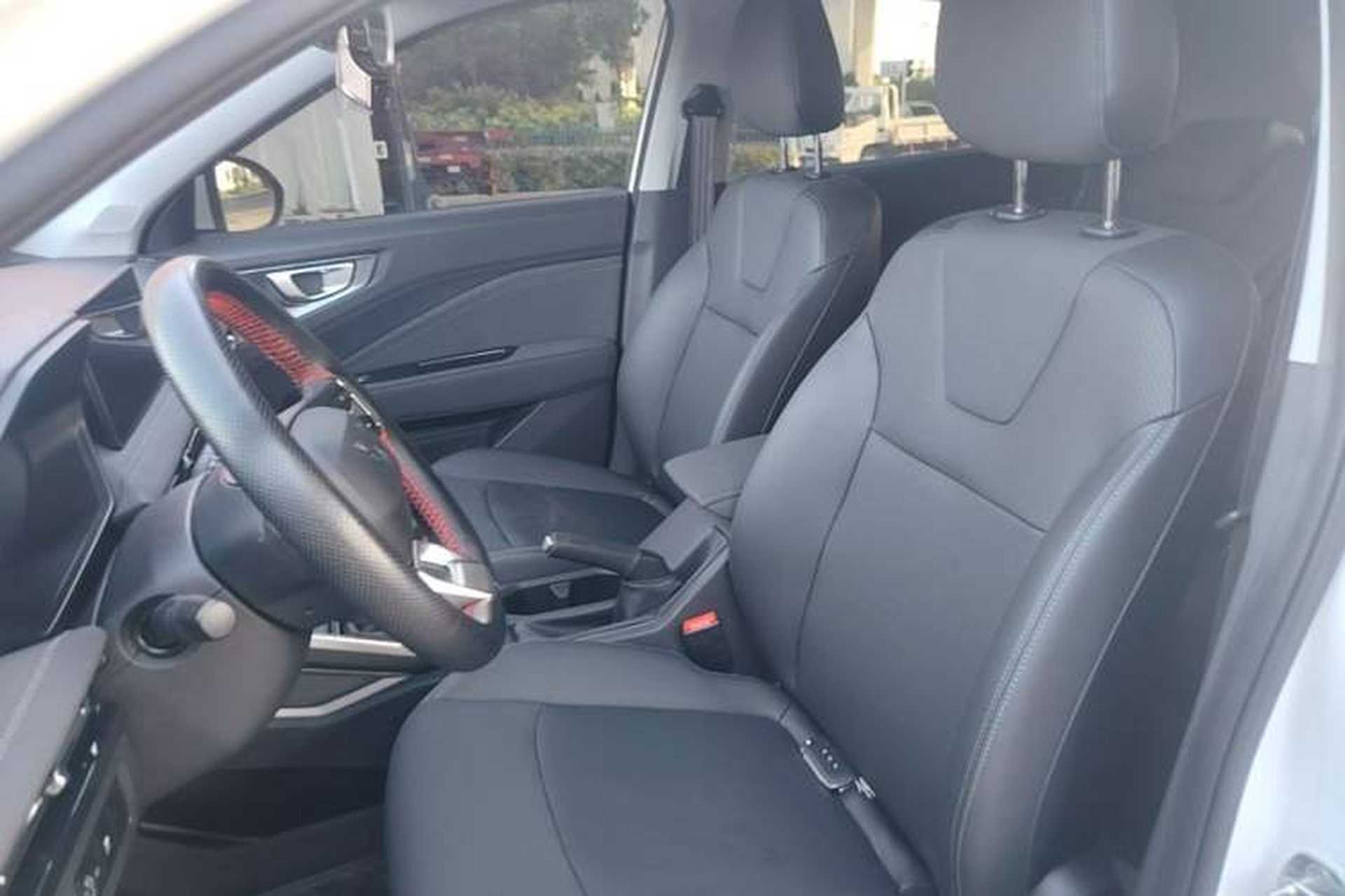 Used Wuling Alvez 2022 1.5L Manual Comfort Version Left Front Seat