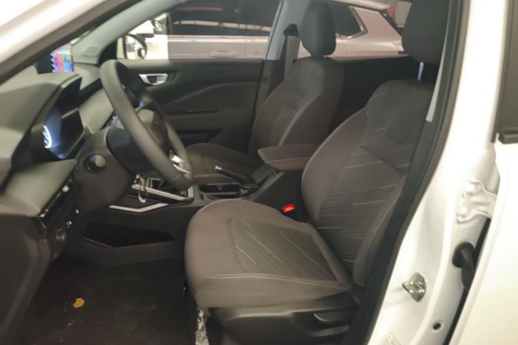 Used Wuling Alvez 2022 1.5L Manual Free-Style Model Left Front Seat