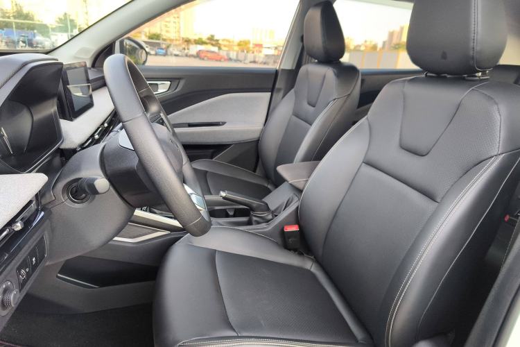 Used Wuling Alvez 2022 1.5L CVT Comfort Edition Left Front Seat