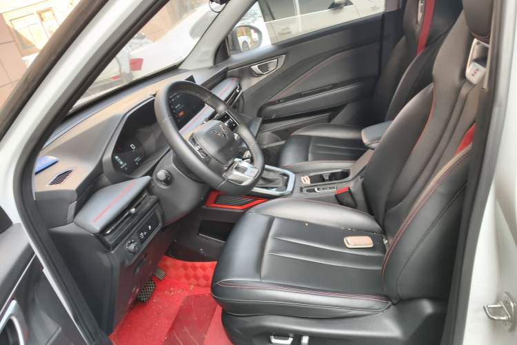 Used Wuling Alvez 2022 1.5T CVT Trendy & Cool Edition Left Front Seat