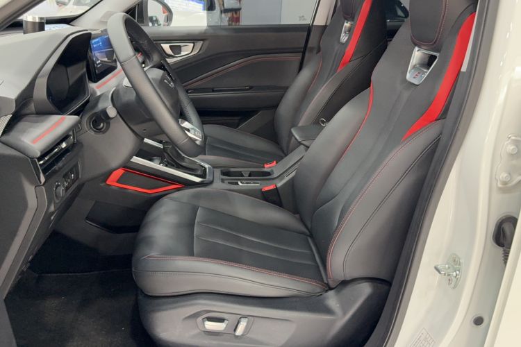 Used Wuling Alvez 2022 1.5T CVT Trendy & Cool Edition Left Front Seat