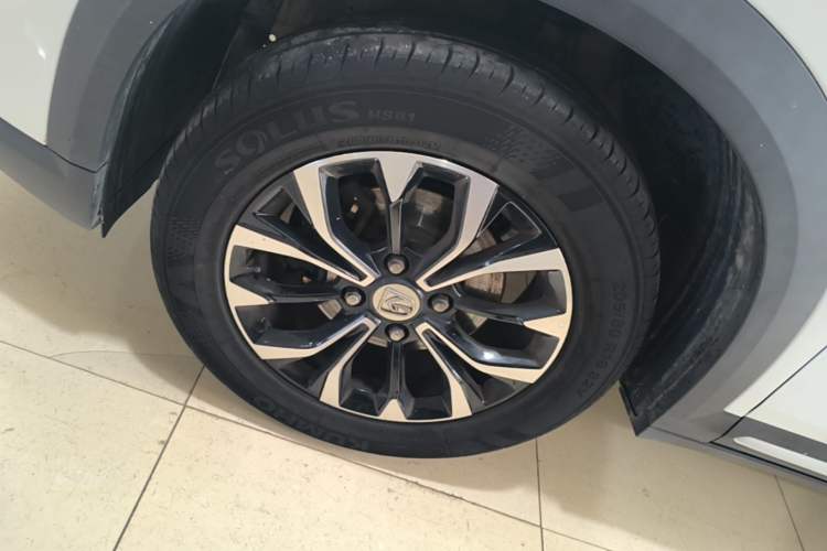 Used Wuling Alvez 2022 1.5L Manual Free-Style Model Left Front Wheel Hub