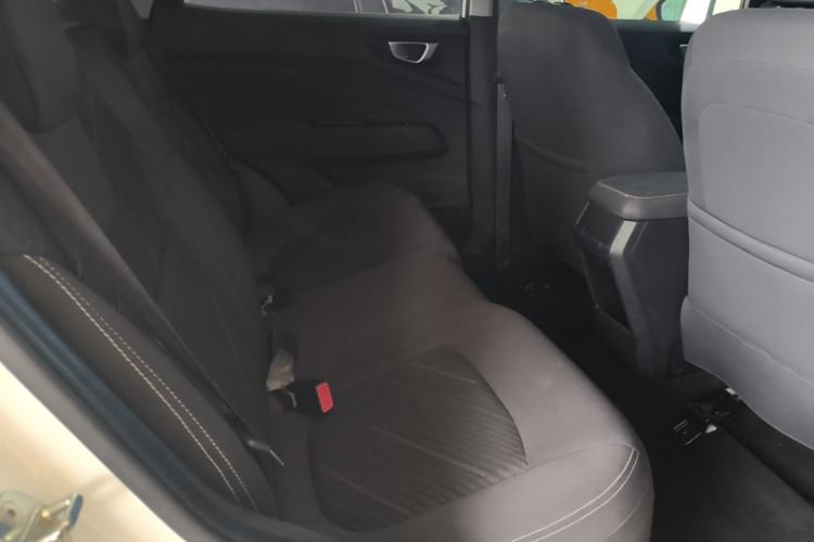 Used Wuling Alvez 2022 1.5L Manual Free-Style Model Left Rear Seat