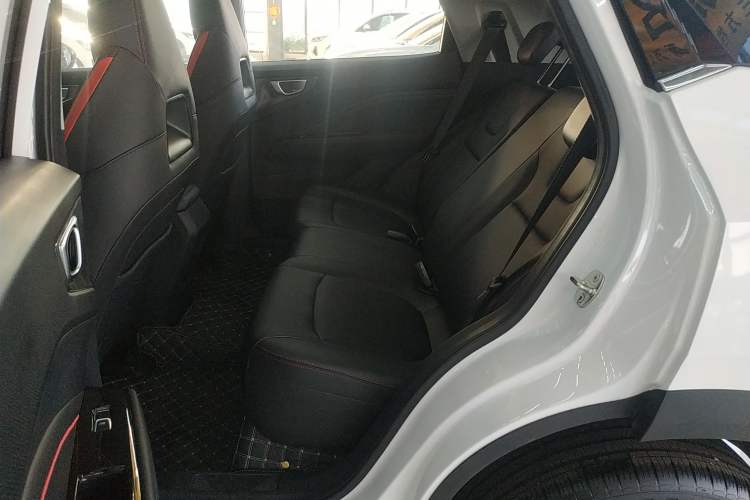 Used Wuling Alvez 2022 1.5T CVT Trendy & Cool Edition Left Rear Seat