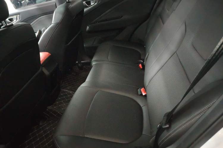 Used Wuling Alvez 2022 1.5L Manual Comfort Version Left Rear Seat