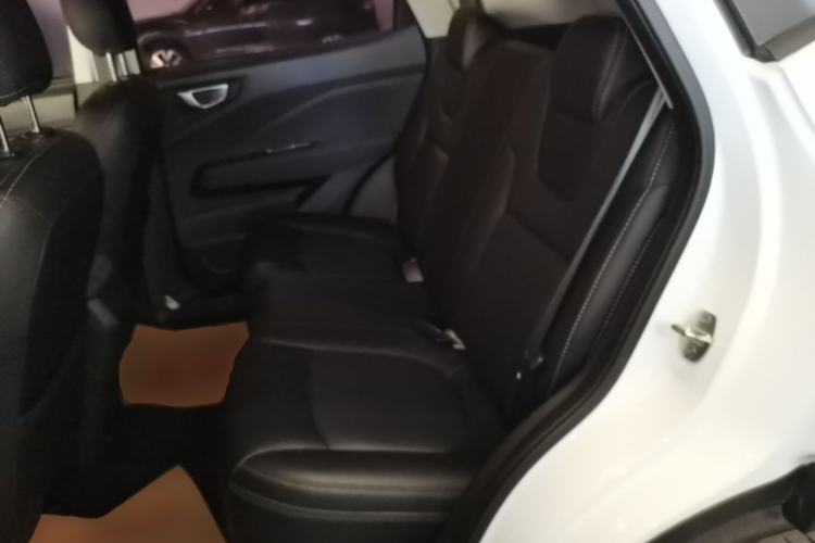 Used Wuling Alvez 2022 1.5L Manual Free-Style Model Left Rear Seat