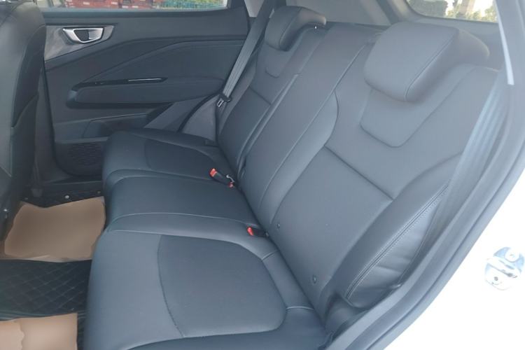 Used Wuling Alvez 2022 1.5L Manual Comfort Version Left Rear Seat
