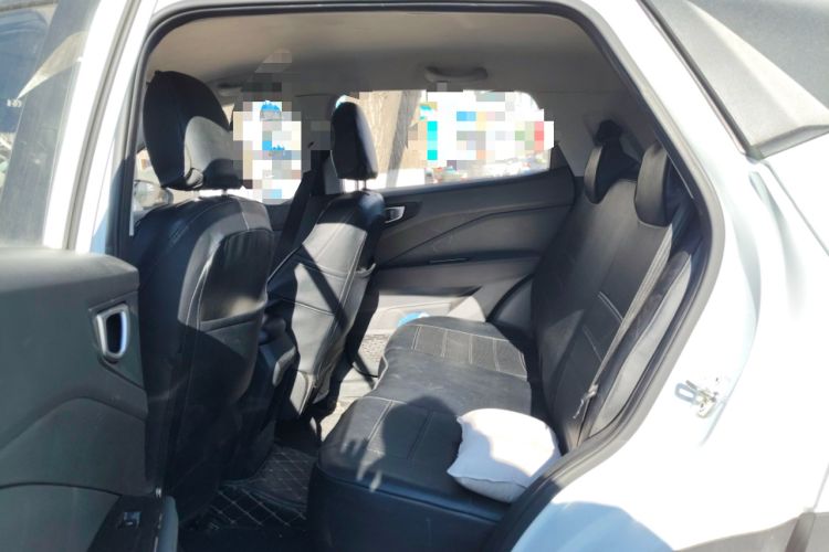Used Wuling Alvez 2022 1.5L Manual Free-Style Model Left Rear Seat