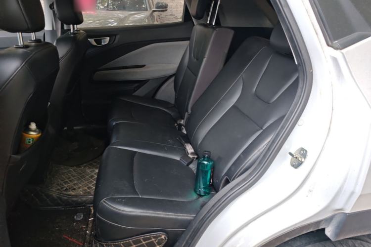 Used Wuling Alvez 2022 1.5L CVT Comfort Edition Left Rear Seat