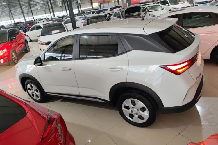 Used Wuling Alvez 2022 1.5L Manual Free-Style Model Left Side
