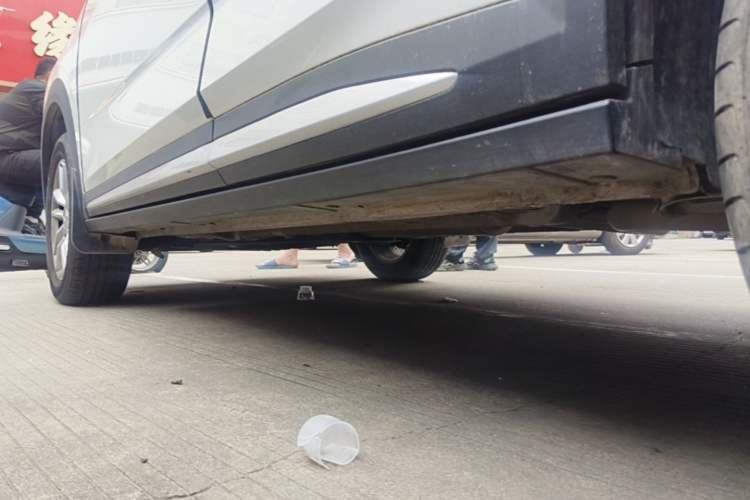 Used Wuling Alvez 2022 1.5L CVT Comfort Edition Left Side Sill