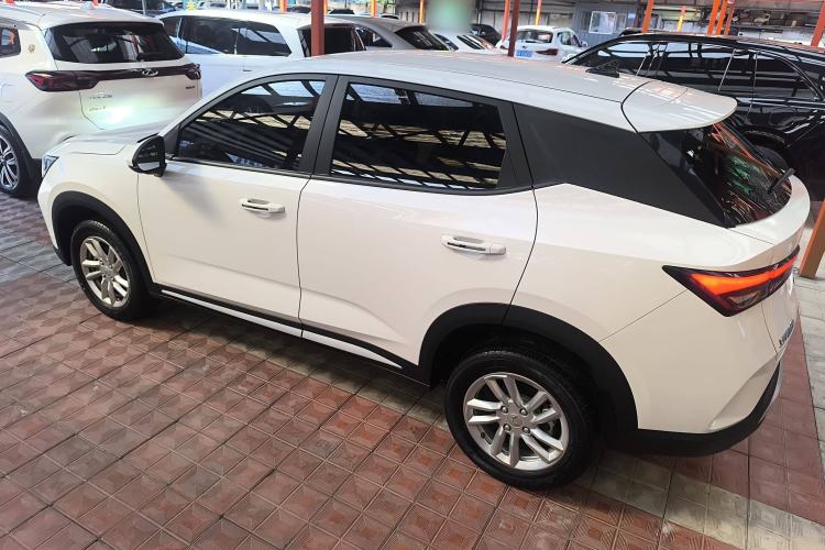 Used Wuling Alvez 2022 1.5L CVT Comfort Edition Left Side