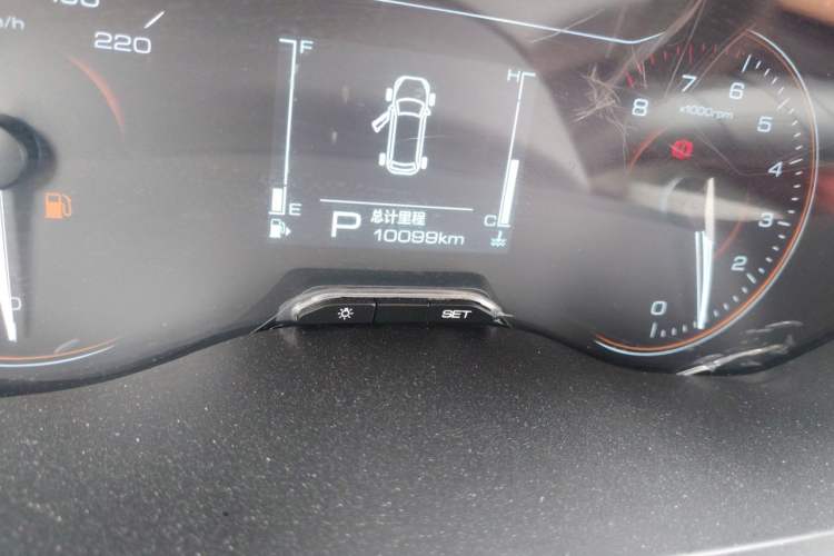 Used Wuling Alvez 2022 1.5L CVT Comfort Edition Odometer Close Up