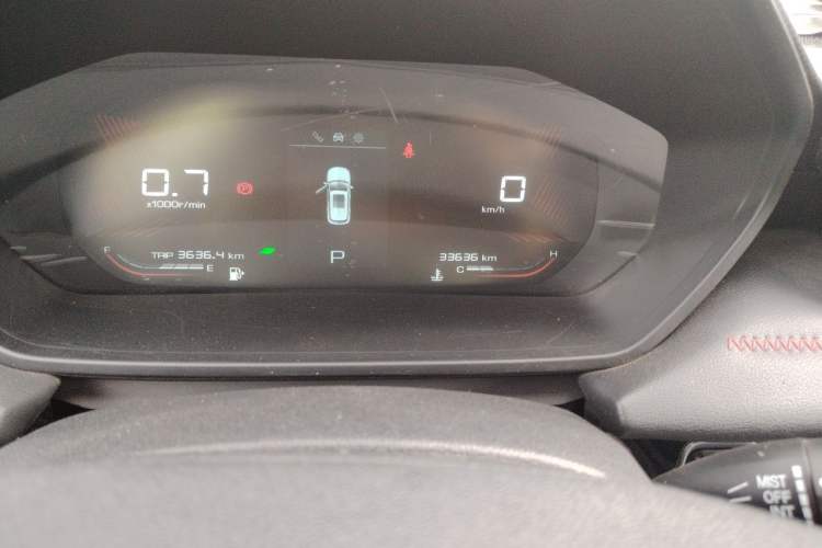 Used Wuling Alvez 2022 1.5T CVT Trendy & Cool Edition Odometer Close Up