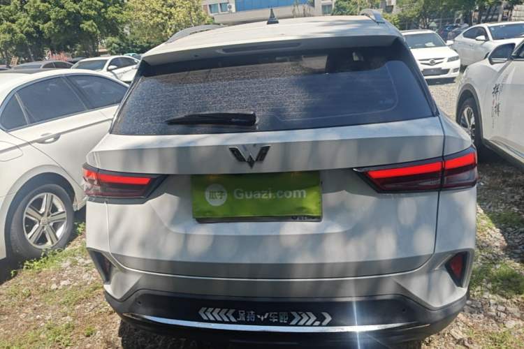 Used Wuling Alvez 2022 1.5L CVT Comfort Edition Rear