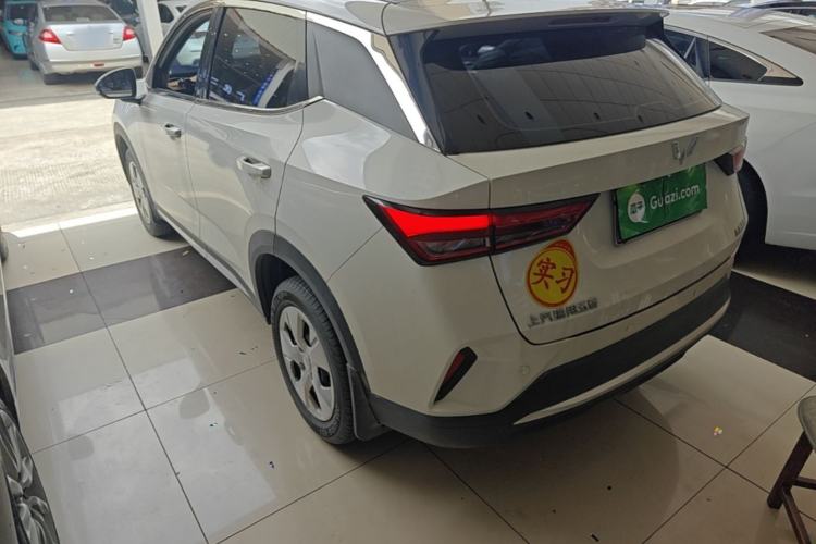 Used Wuling Alvez 2022 1.5L Manual Free-Style Model Rear Left 45 Deg