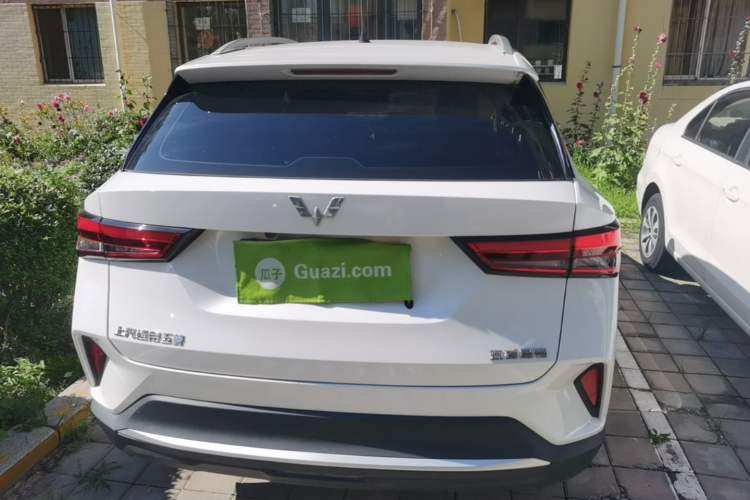 Used Wuling Alvez 2022 1.5L Manual Free-Style Model Rear