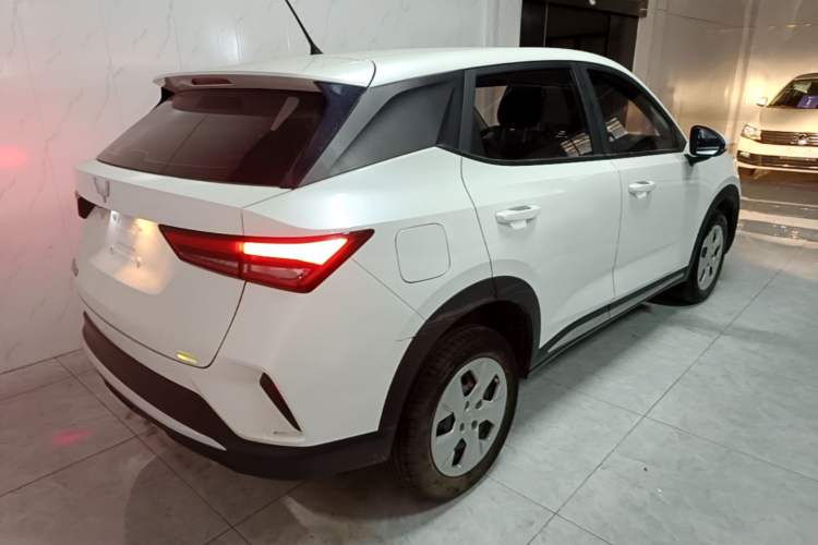 Used Wuling Alvez 2022 1.5L Manual Free-Style Model Rear Right 45 Deg