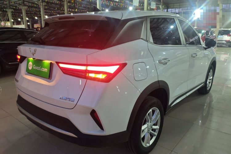 Used Wuling Alvez 2022 1.5L CVT Comfort Edition Rear Right 45 Deg