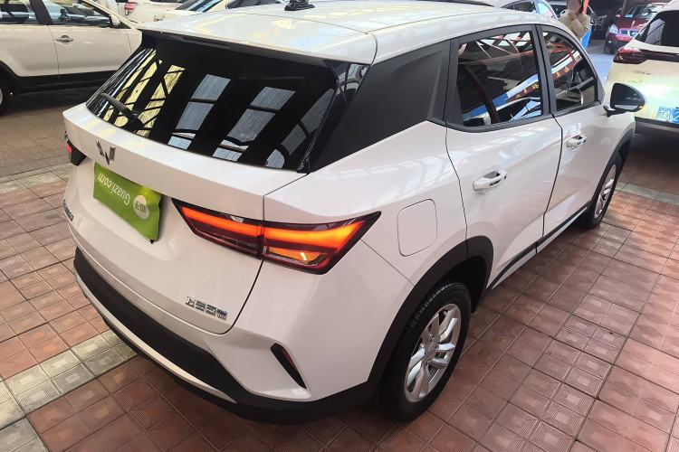 Used Wuling Alvez 2022 1.5L CVT Comfort Edition Rear Right 45 Deg