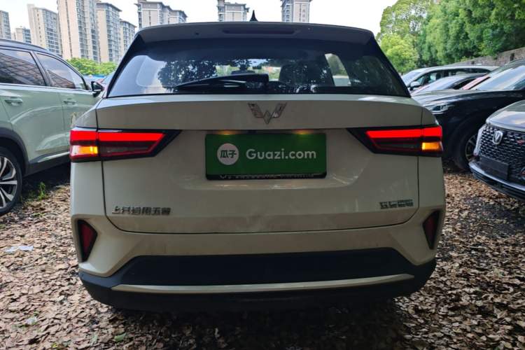 Used Wuling Alvez 2022 1.5L CVT Comfort Edition Rear