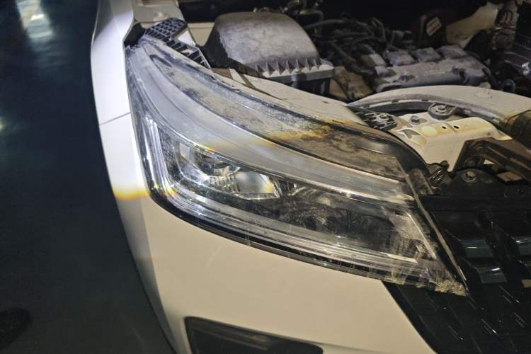 Used Wuling Alvez 2022 1.5L Manual Free-Style Model Right Front Headlight