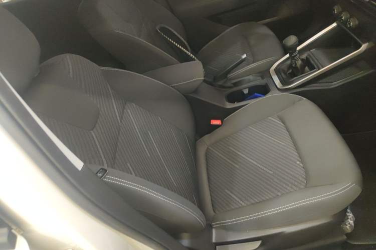 Used Wuling Alvez 2022 1.5L Manual Free-Style Model Right Front Seat